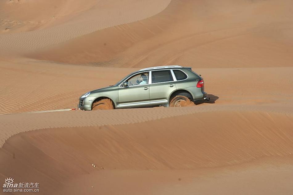 保时捷Cayenne S 迪拜沙漠训练营驾驶实拍图