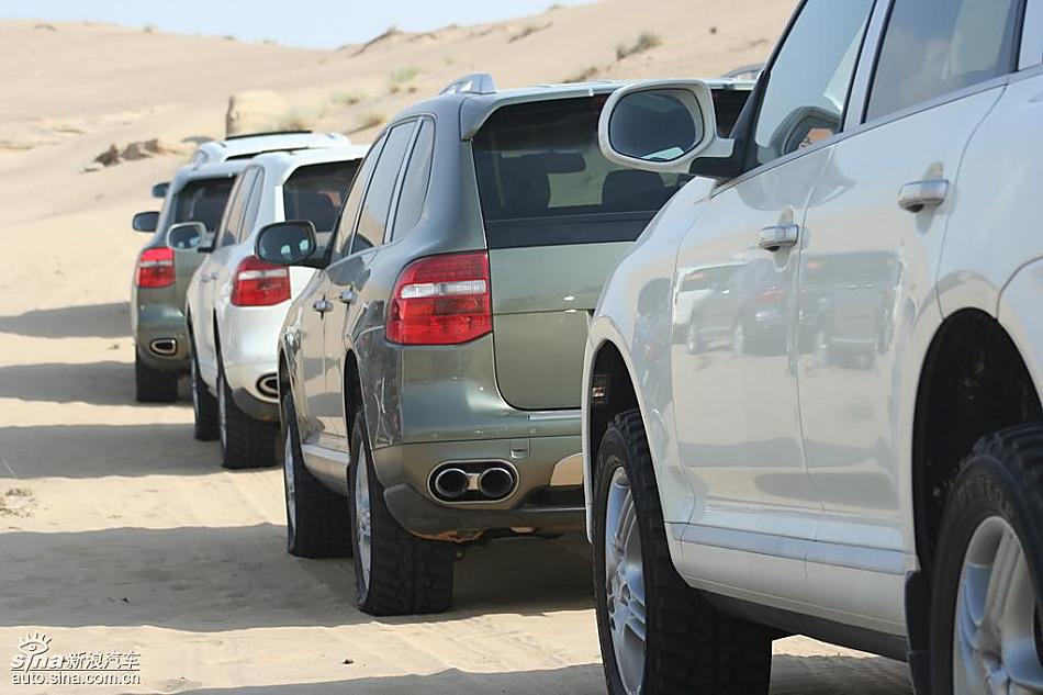 保时捷Cayenne S 迪拜沙漠训练营驾驶实拍图