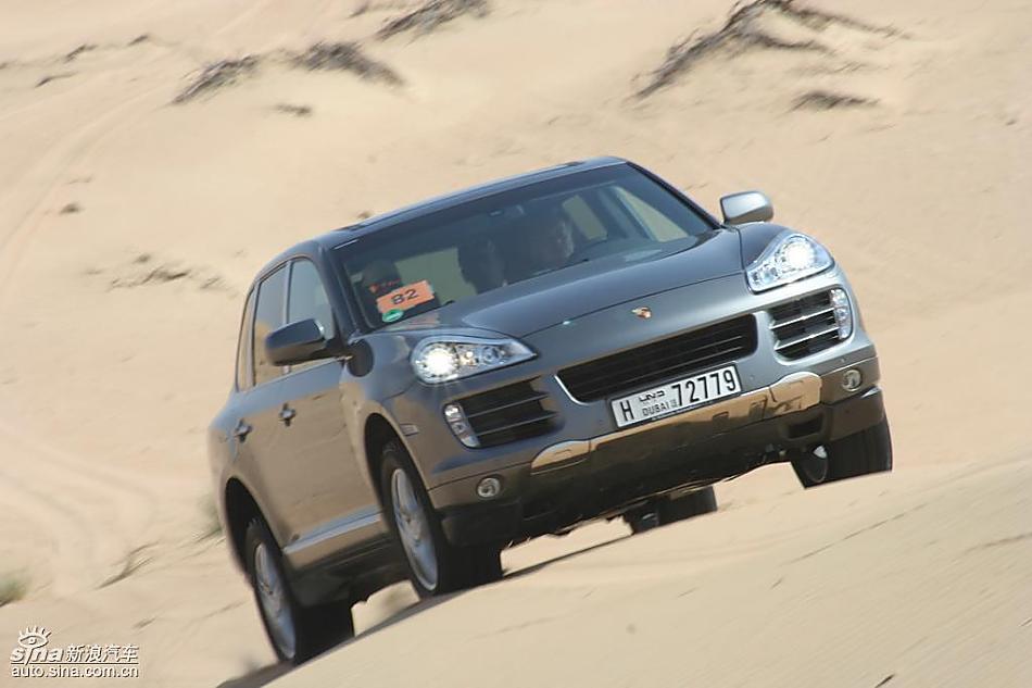 ʱCayenne S ϰɳĮѵӪʻʵͼ