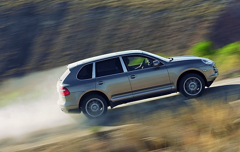 新卡宴动态图片