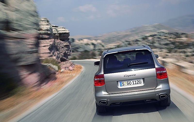 新卡宴动态图片