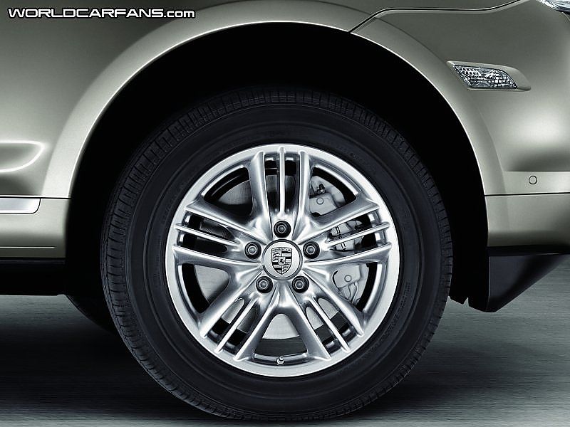 新卡宴外观细节