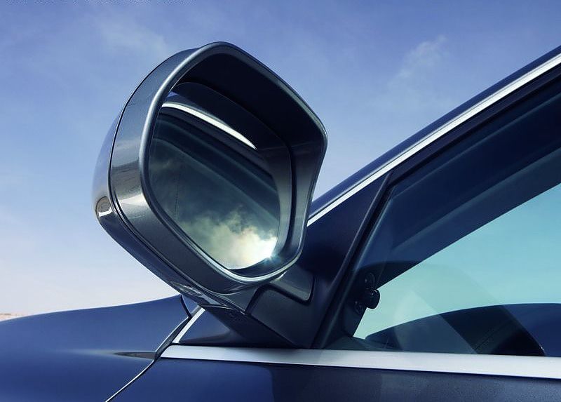 新卡宴外观细节