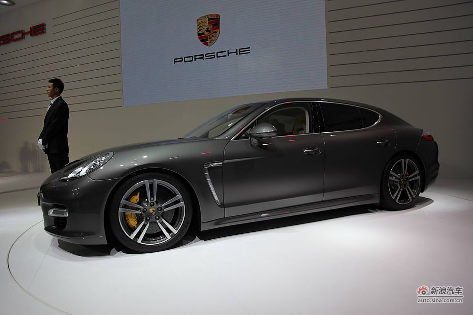 保时捷全新四门跑车Turbo S