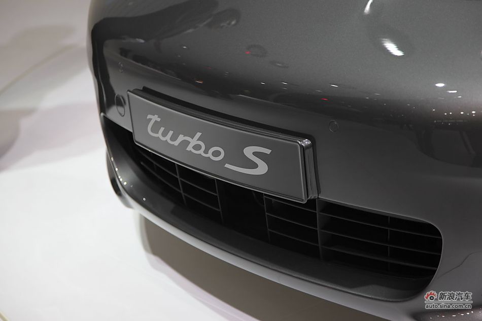 保时捷全新四门跑车Turbo S