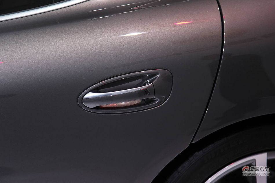 保时捷全新四门跑车Turbo S