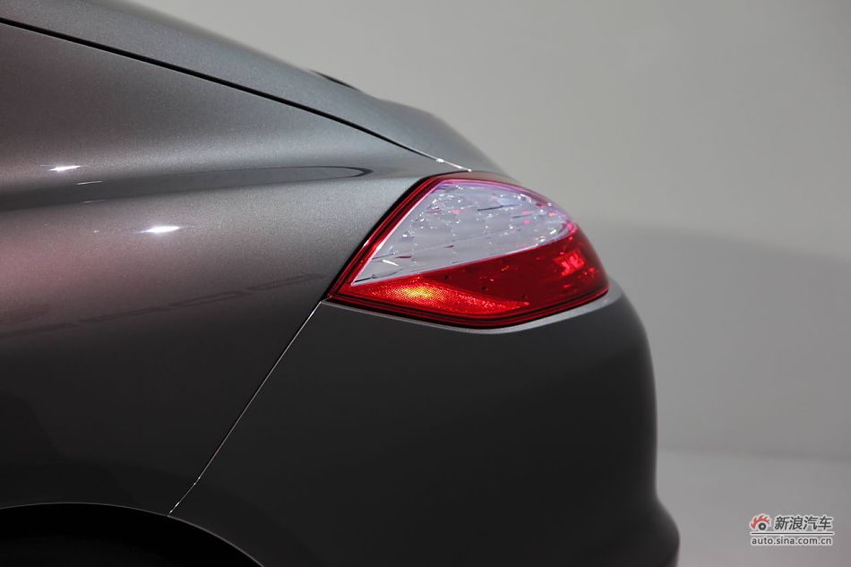 保时捷全新四门跑车Turbo S