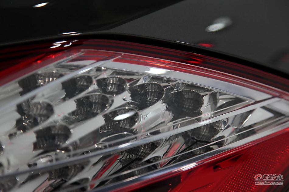 保时捷全新四门跑车Turbo S