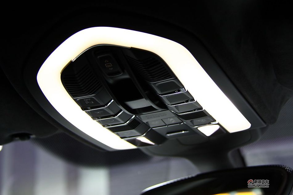 保时捷Cayenne Turbo