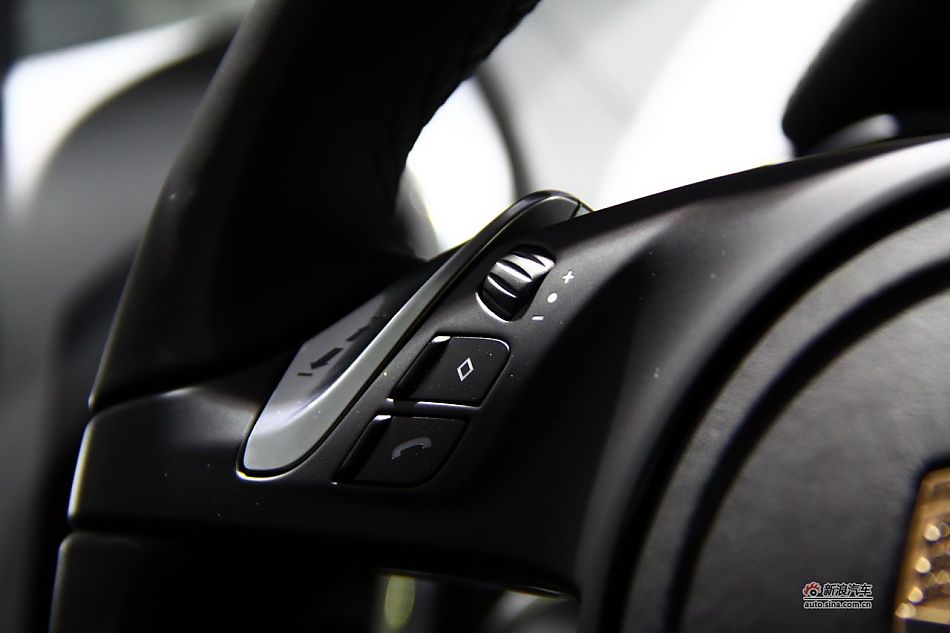 保时捷Cayenne Turbo