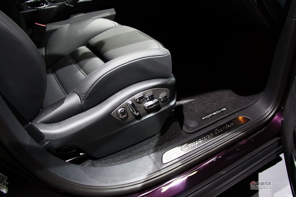 保时捷Cayenne Turbo