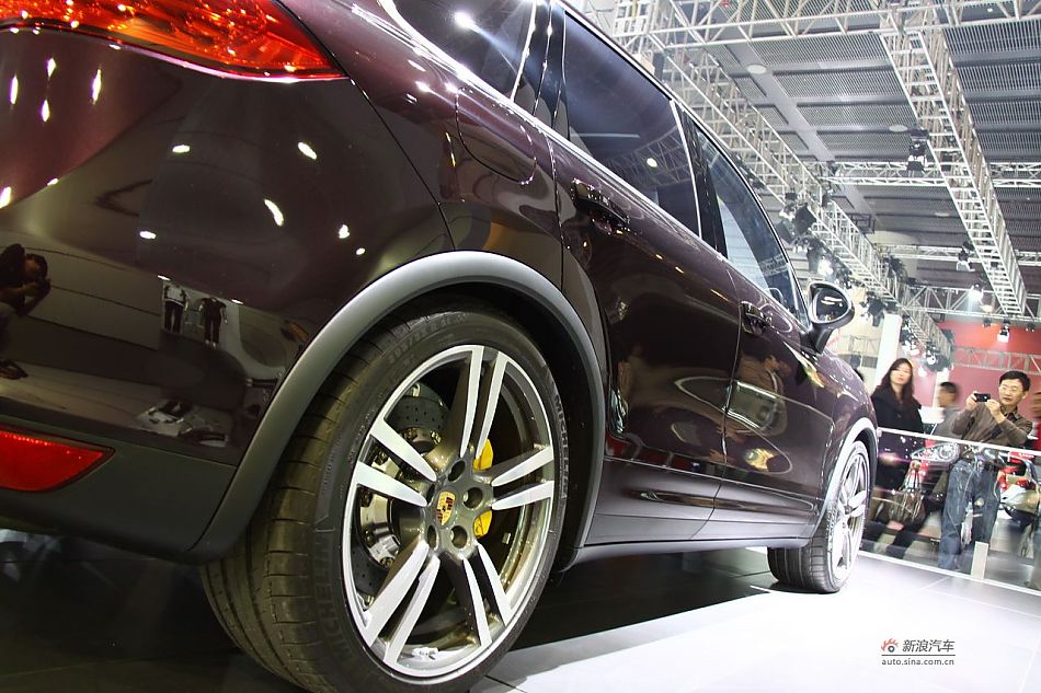 保时捷Cayenne Turbo