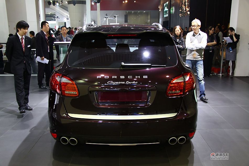 保时捷Cayenne Turbo