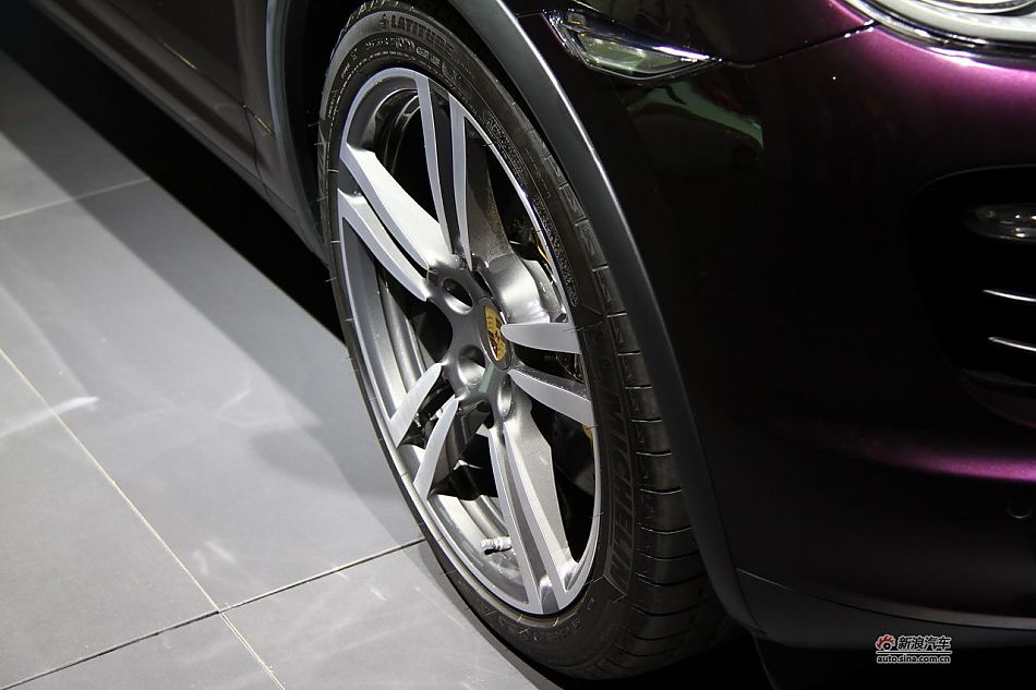 保时捷Cayenne Turbo