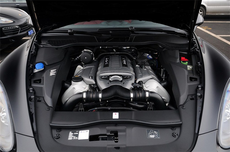 2013款保时捷 Cayenne Turbo S