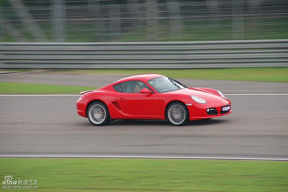 保时捷Cayman极速操控