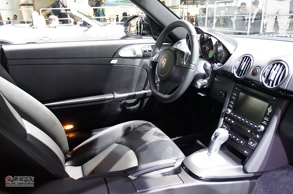 保时捷Cayman black edition