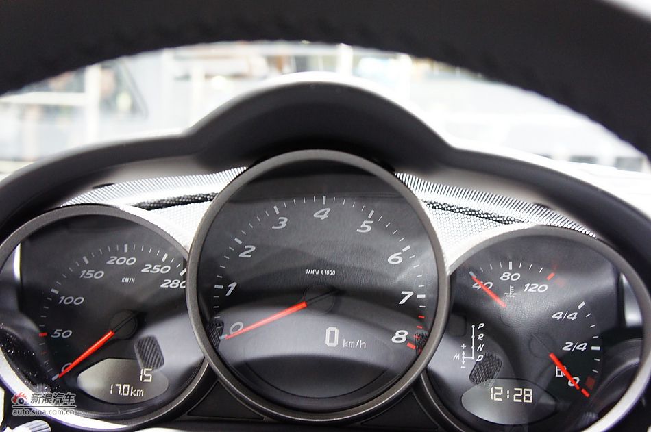 保时捷Cayman black edition