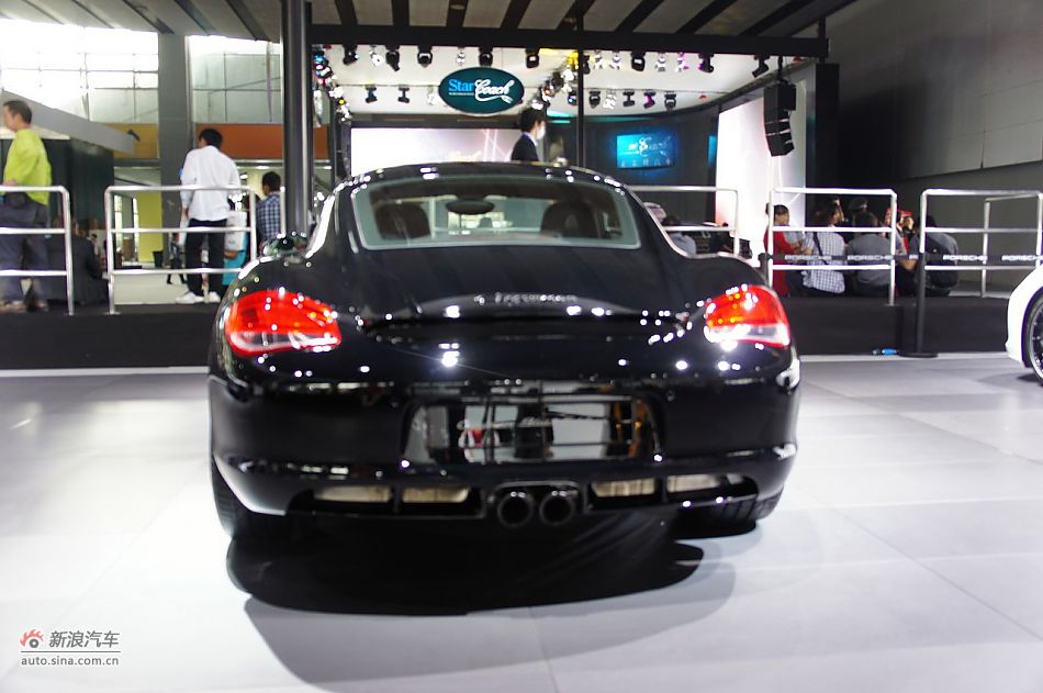 保时捷Cayman black edition