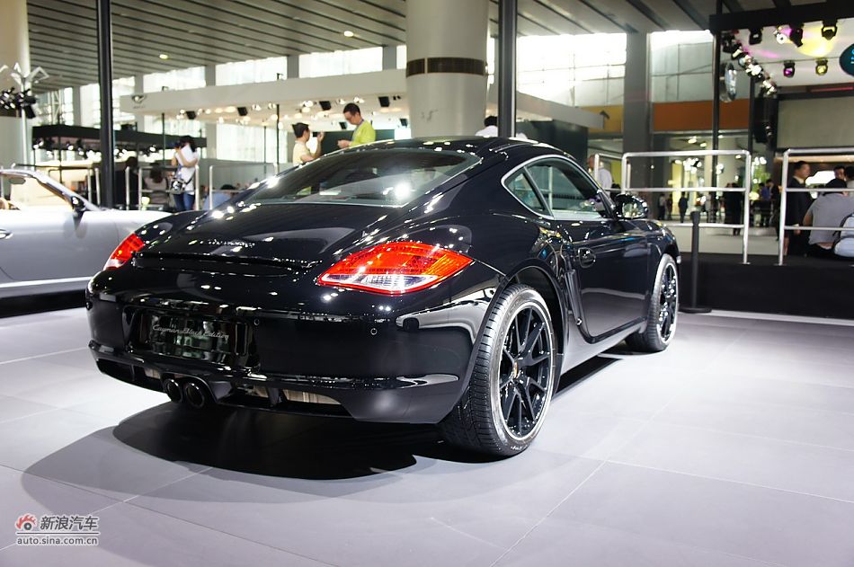 保时捷Cayman black edition