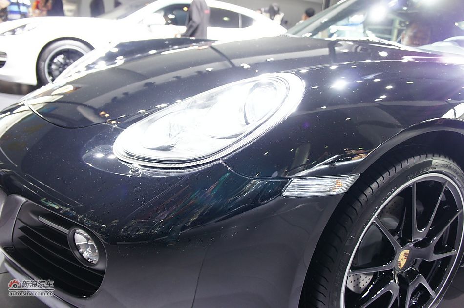 保时捷Cayman black edition