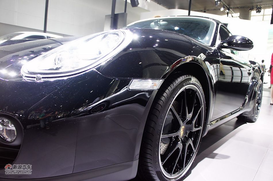 保时捷Cayman black edition