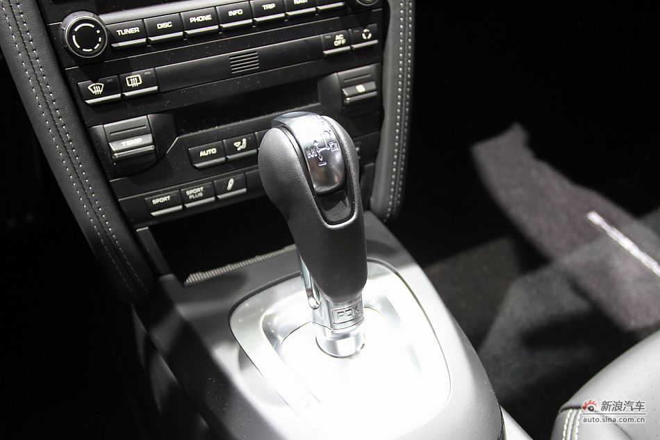 保时捷Cayman S black edition