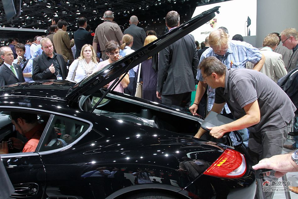 保时捷Cayman S black edition