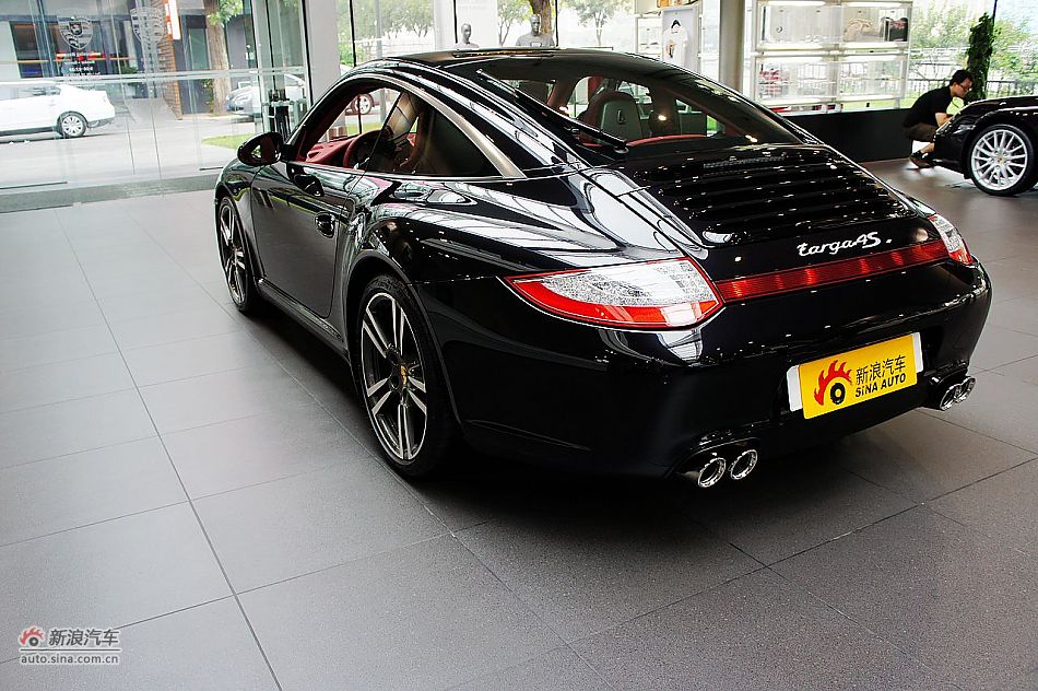 2011款保时捷911 Targa 4S外观图片