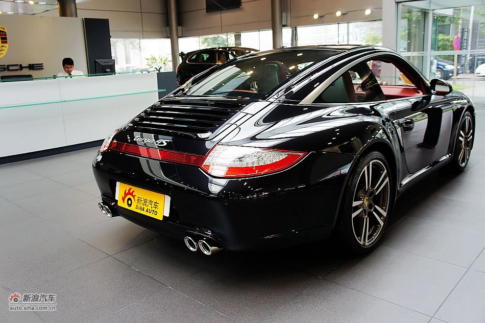 2011款保时捷911 Targa 4S外观图片