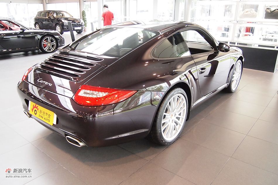 保时捷911 Carrera Coupe