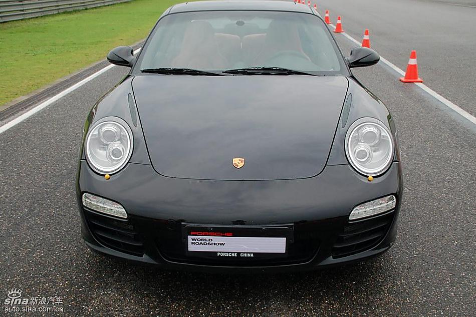 保时捷911 carrera S极速操控