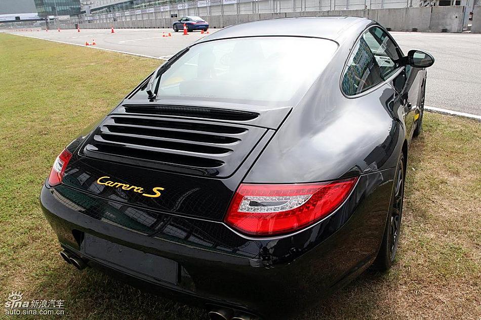 新保时捷911 Carrera S