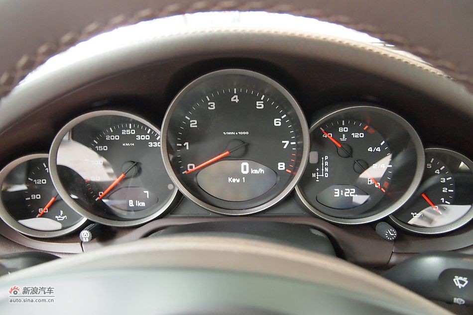 保时捷911 Carrera Coupe