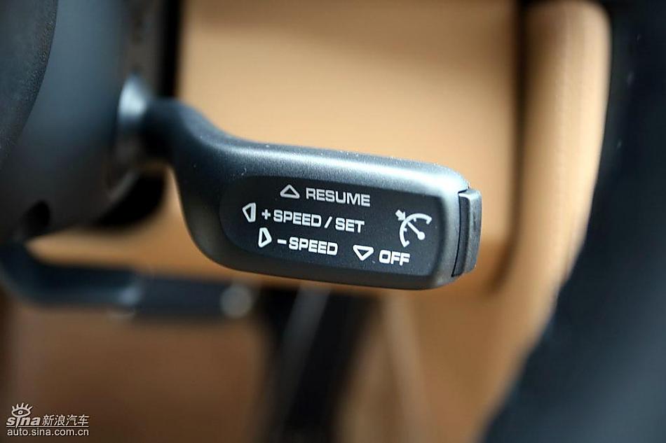 新保时捷911 Carrera 4S