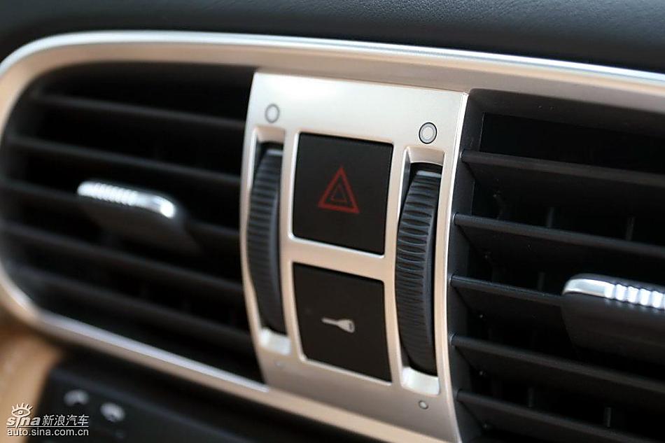 新保时捷911 Carrera 4S