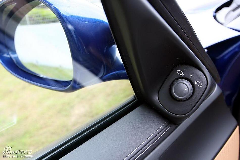 新保时捷911 Carrera 4S