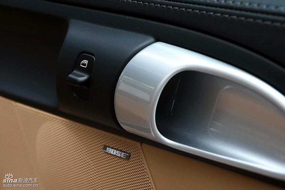 新保时捷911 Carrera 4S