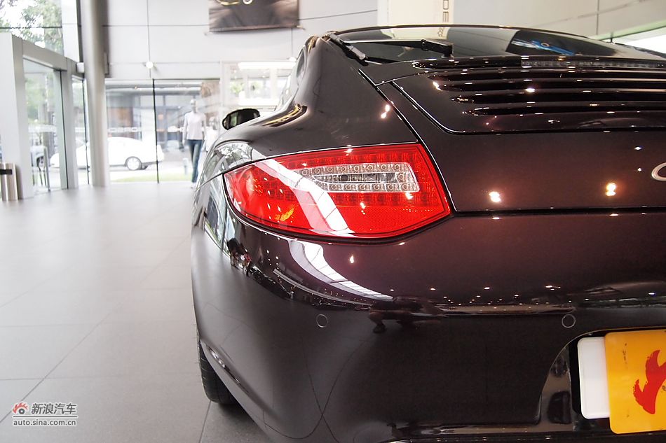 保时捷911 Carrera Coupe