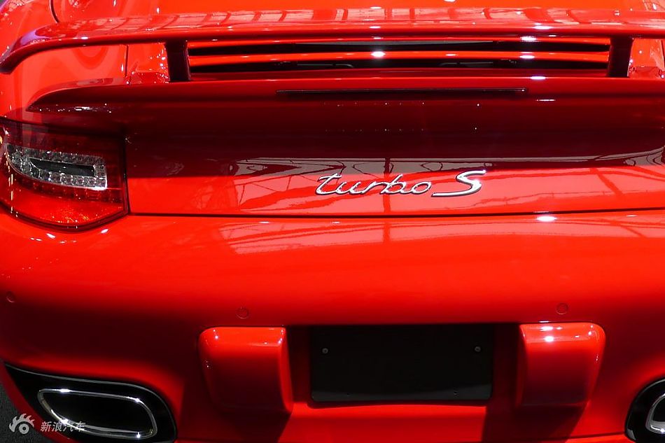 全新保时捷911 Turbo S Cabriolet外观实拍