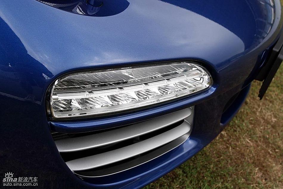 新款保时捷911 Carrera 4S