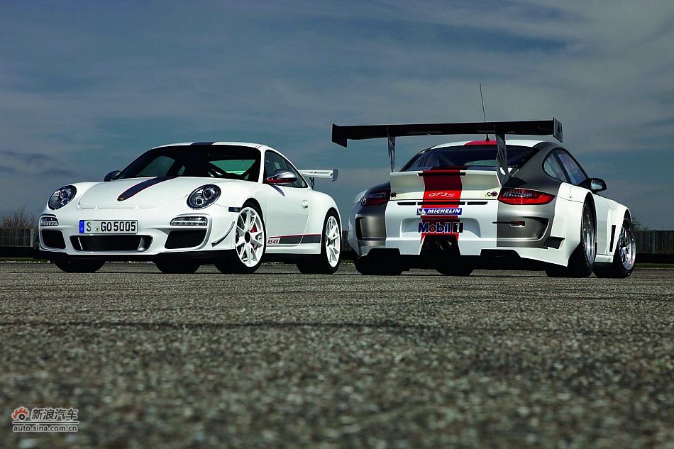 保时捷911GT3 RS 4.0