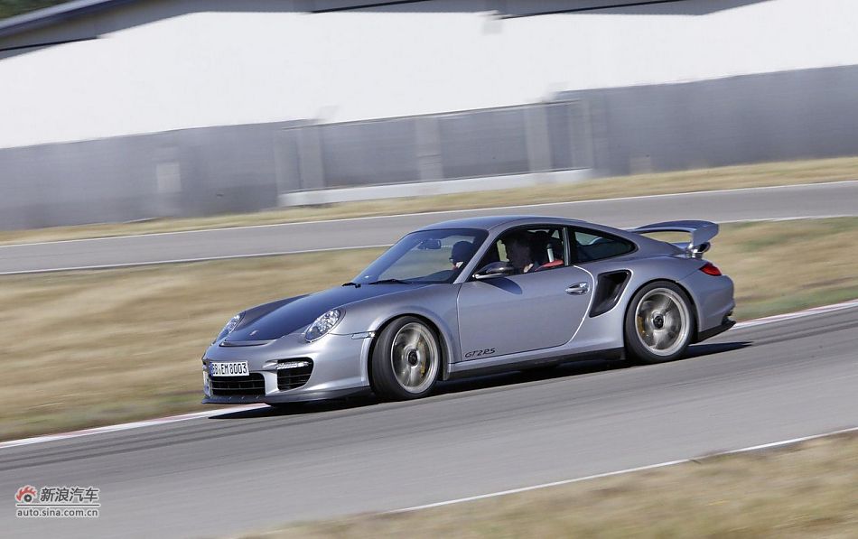 2011款保时捷911GT2 RS
