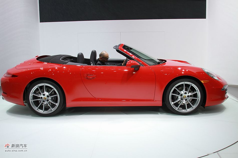 保时捷911敞篷版