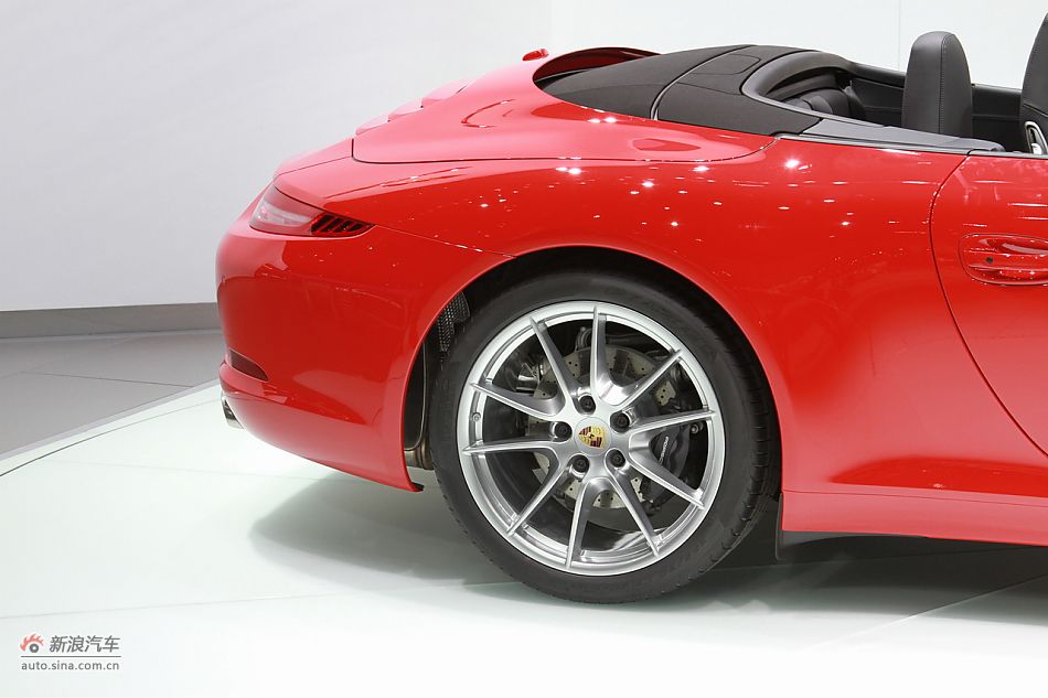 保时捷911敞篷版