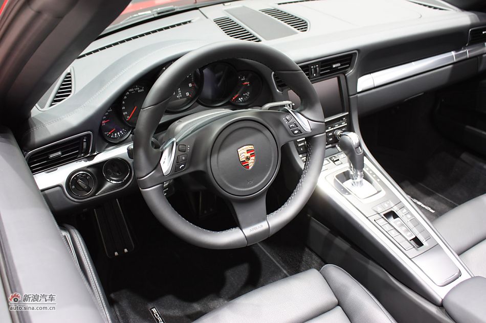 保时捷911敞篷版