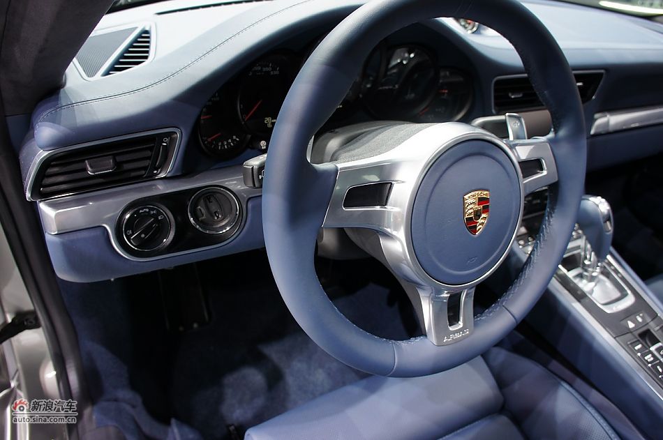 保时捷911 carrera S