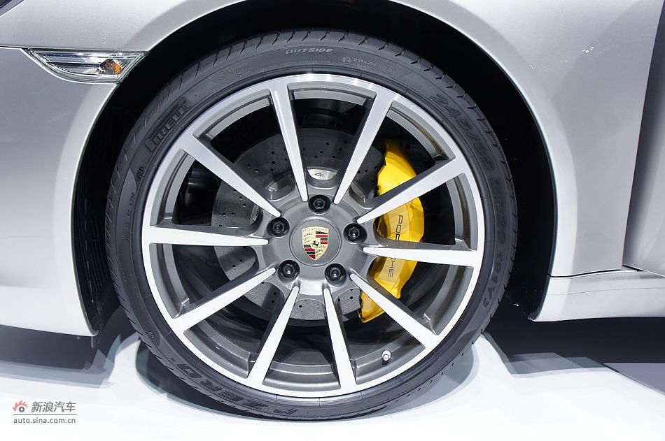 保时捷911 carrera s