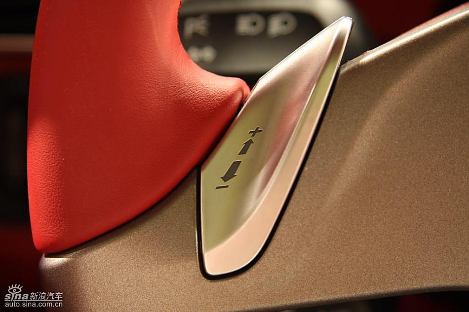 保时捷新款911发布现场内饰图