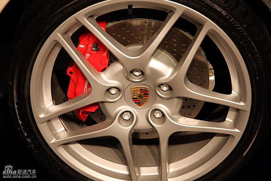保时捷新款911发布现场外观图